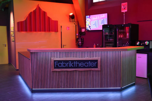 Bild Bar im Fabriktheater Schwanden